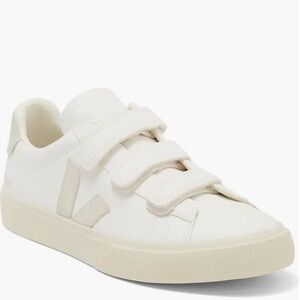 Veja Recife Women’s Sneaker - Size 7.5